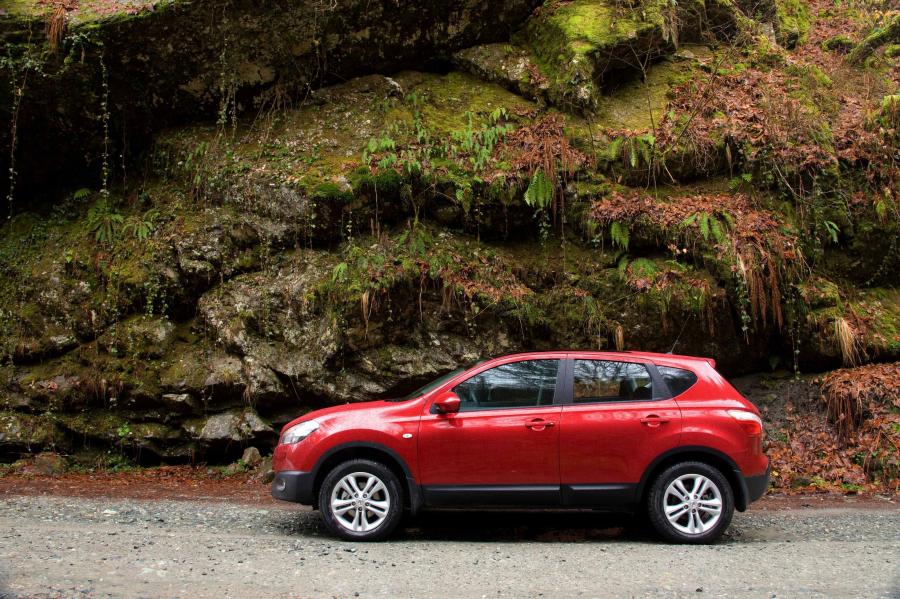 Nissan Qashqai 2010 года  (фото 70 из 204)